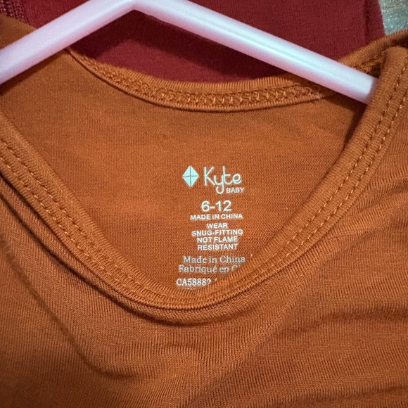 Kyte BABY Orange Long Sleeve & Red Onesie - Picture 2 of 8